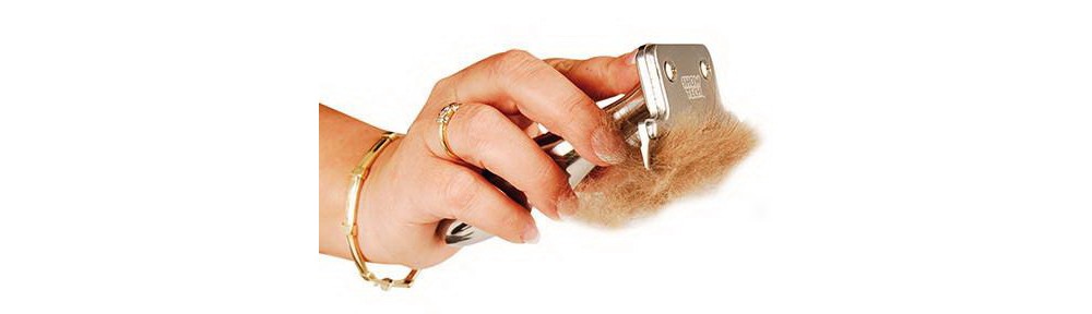 Furminator Show Tech pentru naparlire